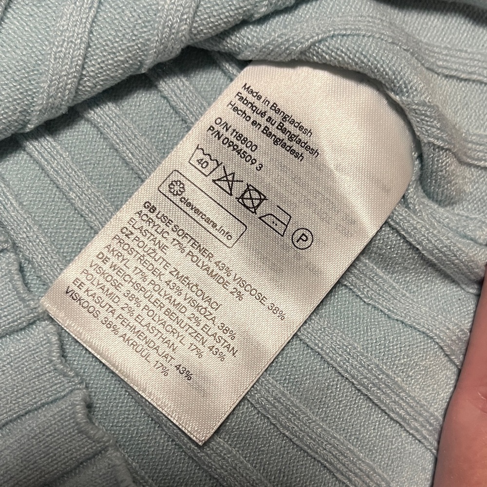 H&M Ribbed Tank Top - Soft Blue - Picture 3 of 4